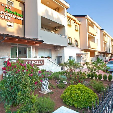 Apartments Maslina II นยีวีเซ ภายนอก รูปภาพ