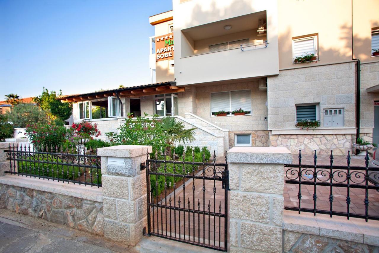 Apartments Maslina II นยีวีเซ ภายนอก รูปภาพ