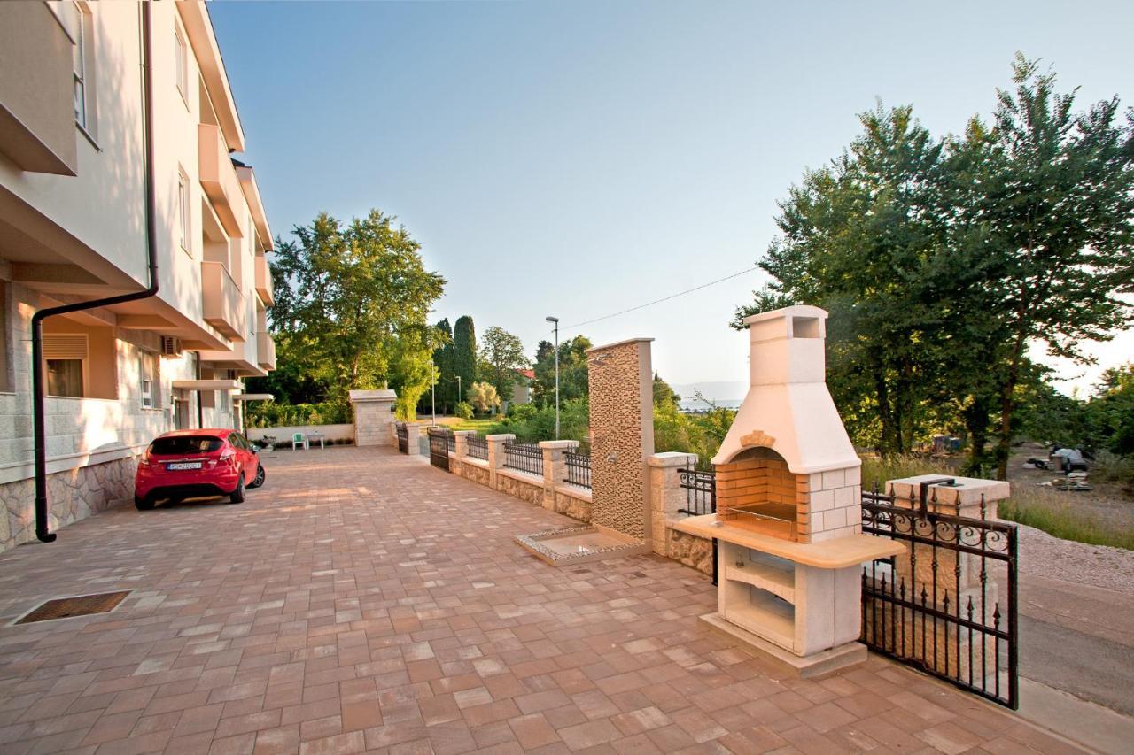 Apartments Maslina II นยีวีเซ ภายนอก รูปภาพ
