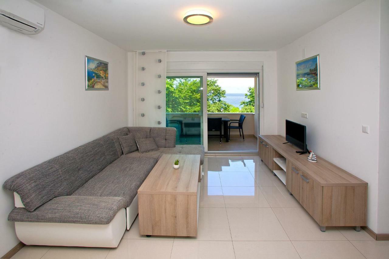 Apartments Maslina II นยีวีเซ ภายนอก รูปภาพ