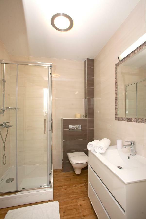 Apartments Maslina II นยีวีเซ ภายนอก รูปภาพ