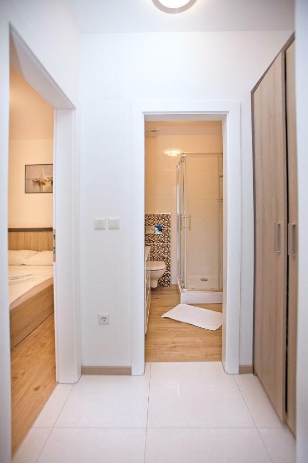 Apartments Maslina II นยีวีเซ ภายนอก รูปภาพ