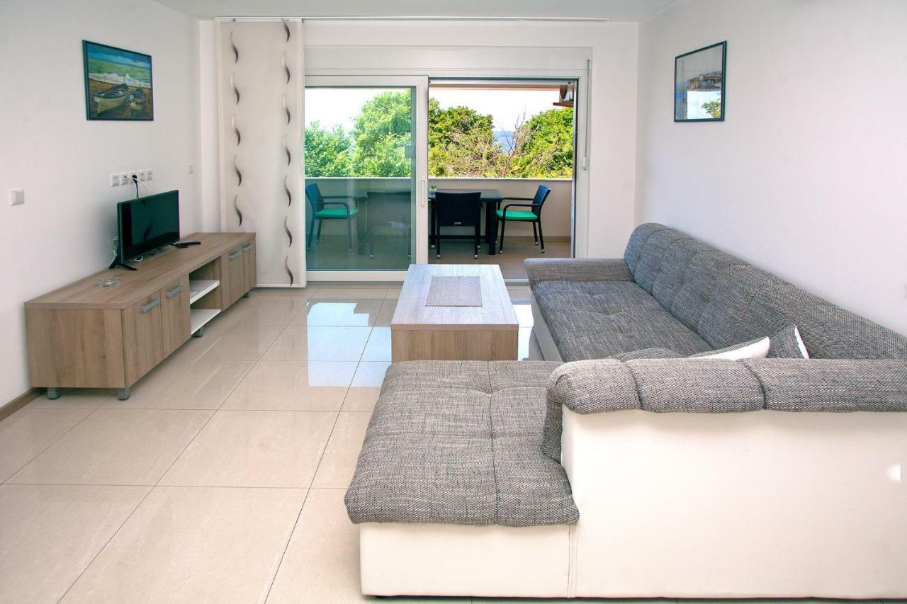 Apartments Maslina II นยีวีเซ ภายนอก รูปภาพ